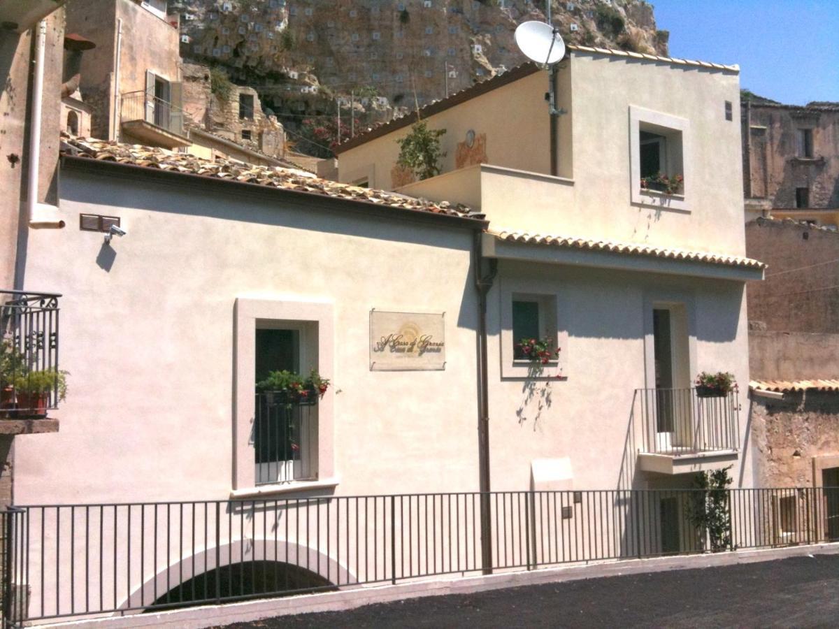 ラグーザ A Casa Di Grazia Bed & Breakfast エクステリア 写真